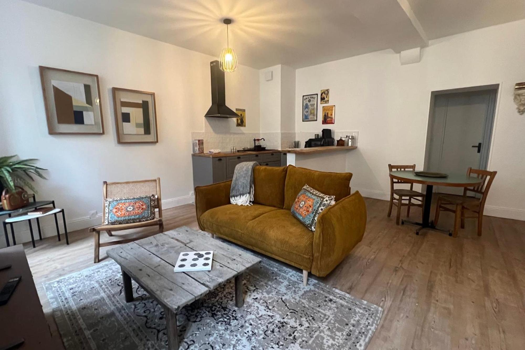 Appartement La Caresse De L'Amarante Мортан-о-Перш Екстериор снимка